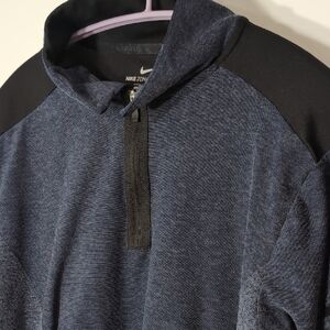 Nike | Navy and Black Crew Neck Quarter Zip Lightweight Sweater Size M